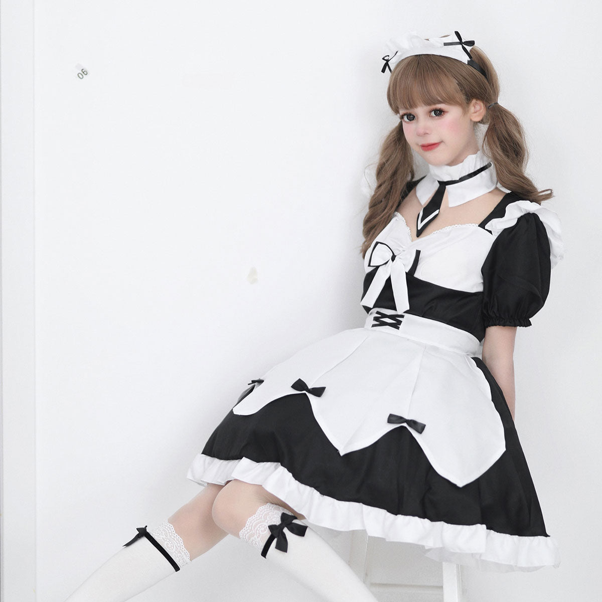 Sweet Polyester Lace Bows Maid Lolita One Piece Dress